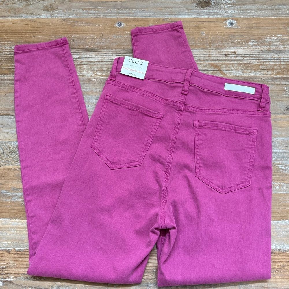 Cello High Rise Crop Skinny Jeans Size 11 Deluxe Comfort Stretch Pink Fushia